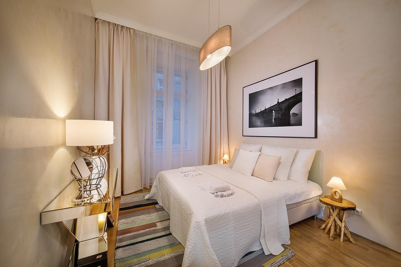 Prague Days - Luxurious Apartments Lesser Town Luaran gambar